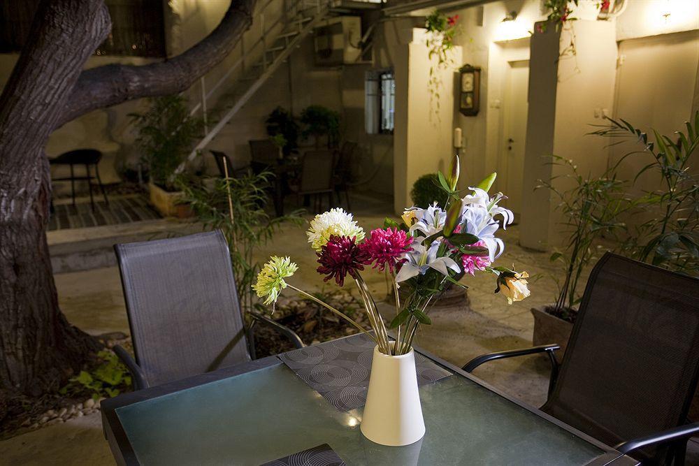 Levy - Neve Tzedek Aparthotel Tel Aviv Exteriör bild