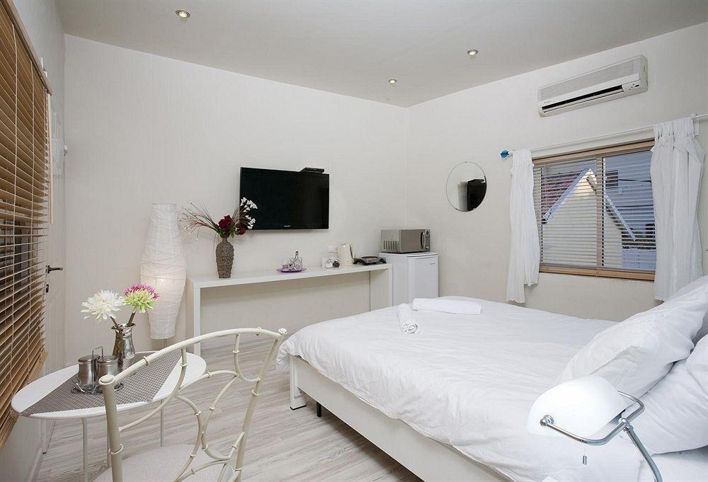 Levy - Neve Tzedek Aparthotel Tel Aviv Exteriör bild